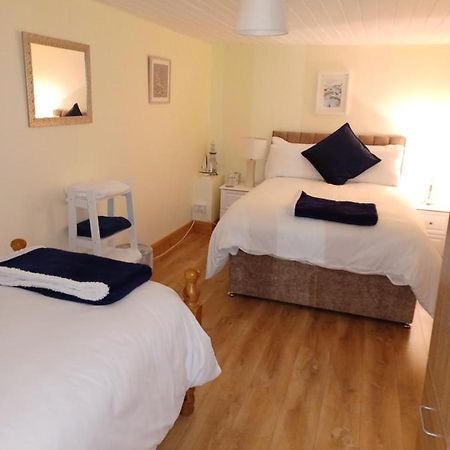 Kents Guesthouse Accommodation Kilmacthomas Ruang foto