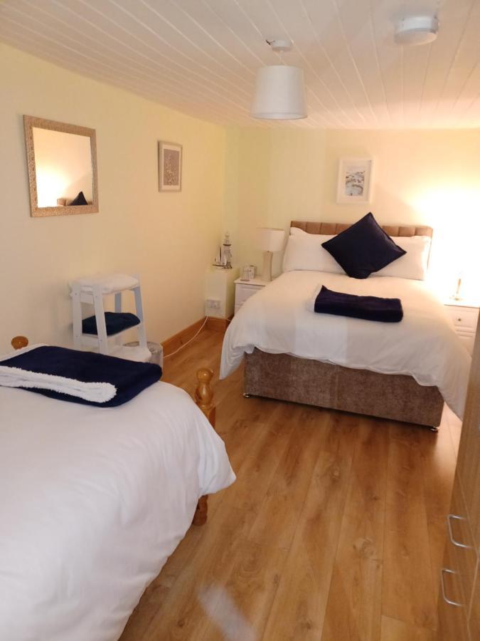 Kents Guesthouse Accommodation Kilmacthomas Ruang foto